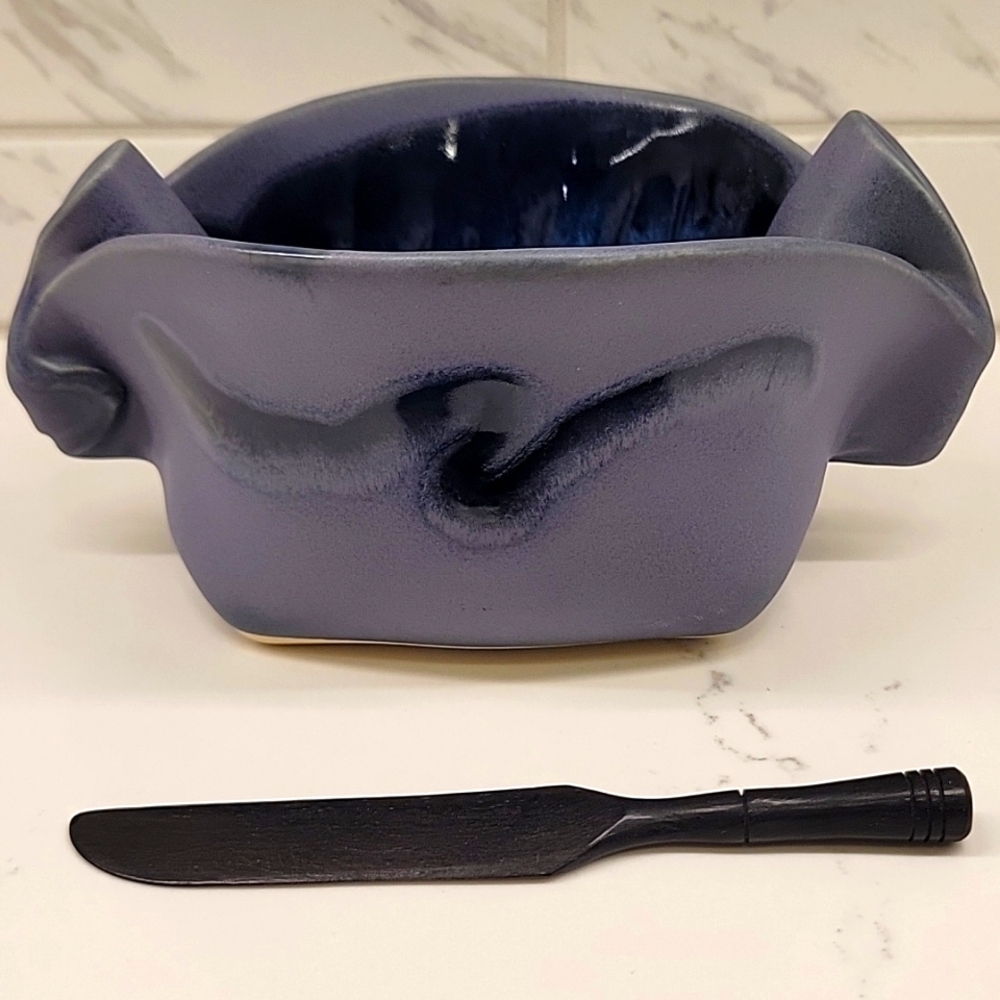 Hilborn Pottery Pinch Pot